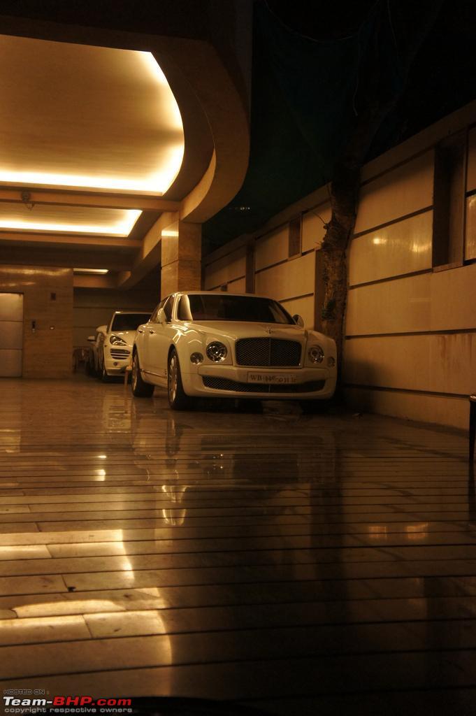 Found this pic of a WB reg White Mulsanne on Flickr Bentley Mulsanne in