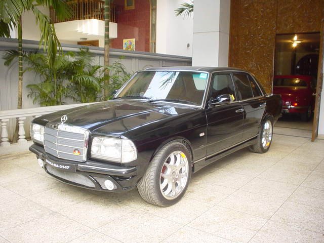 w123 