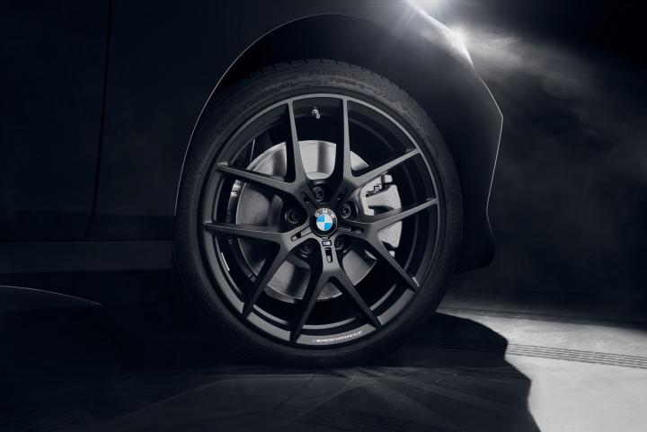 BMW 220i Black Shadow edition launched at Rs. 43.50 lakh 