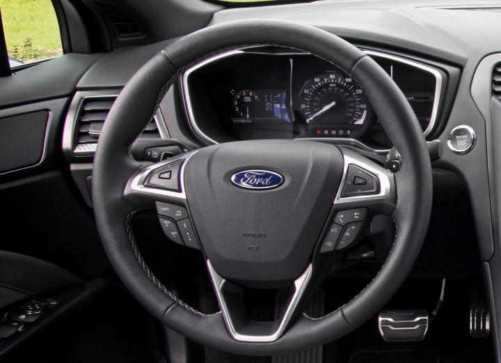 Ford recalls 1.4 million cars for steering wheel falling off 