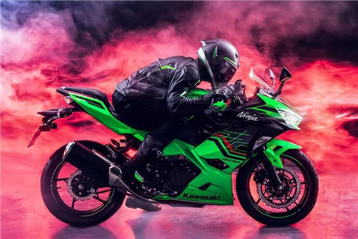 2022 Kawasaki Ninja 400 launched at Rs. 4.99 lakh 