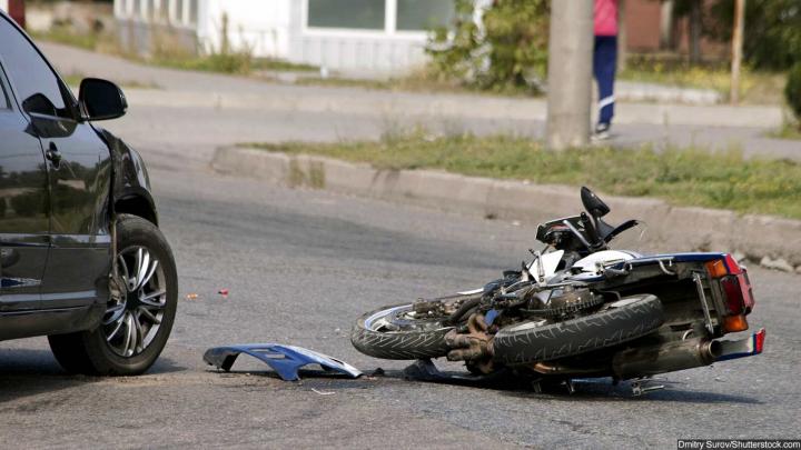 More & More 2-wheeler riders & pedestrians dying on Indian roads 