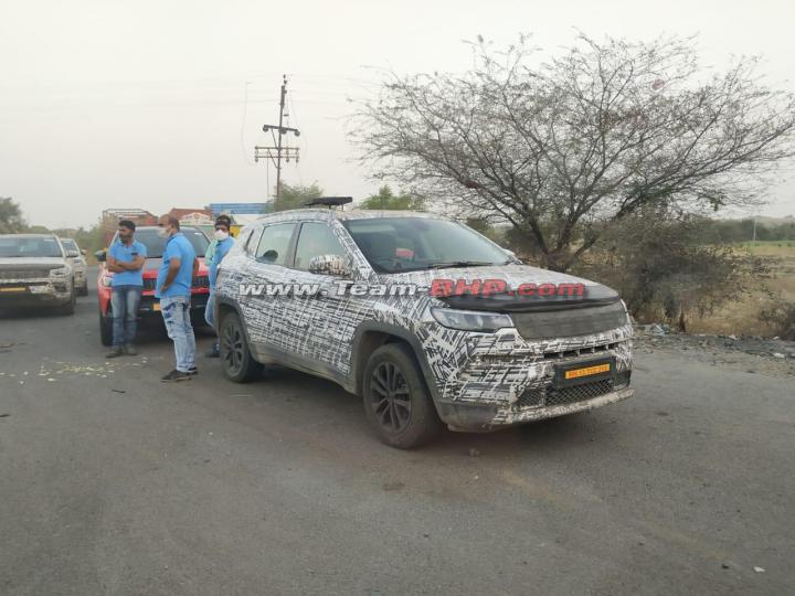 More images: 7-seater Jeep Compass spied testing 