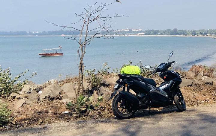 Did a 1160 km Bengaluru-Goa road trip on my Yamaha Aerox scooter 