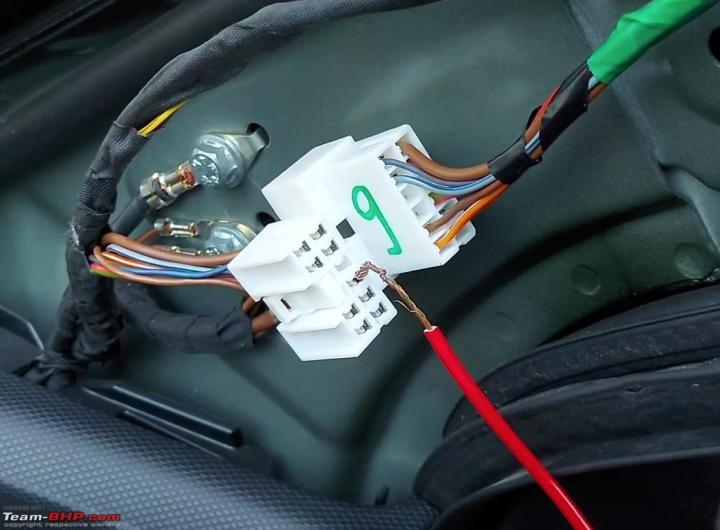 DIY: Installing auto glovebox light in Tata Nexon without cutting wires 