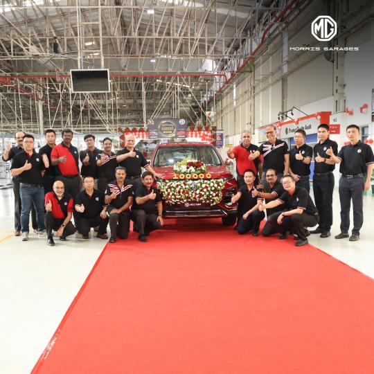 1,00,000th MG Hector SUV rolls off the production line in India 