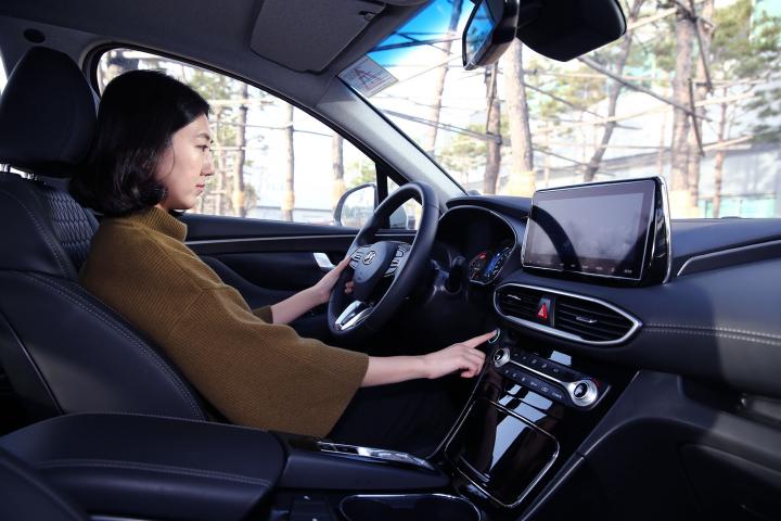 Hyundai unveils Smart Fingerprint tech for cars 