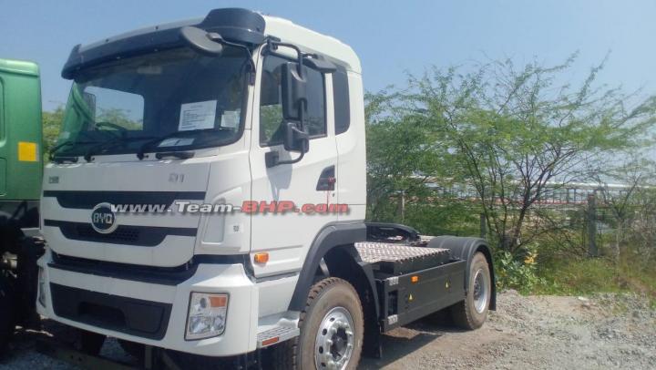 Scoop! BYD Q1 electric truck spotted in India 