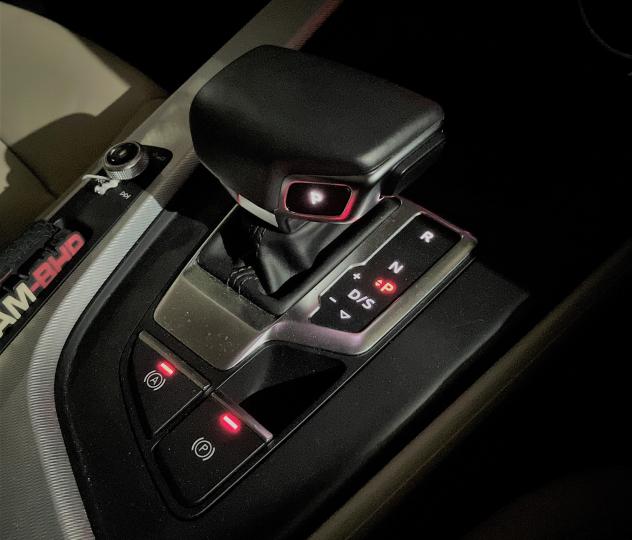 An interesting feature I discovered with the gear lever of my Audi A4 