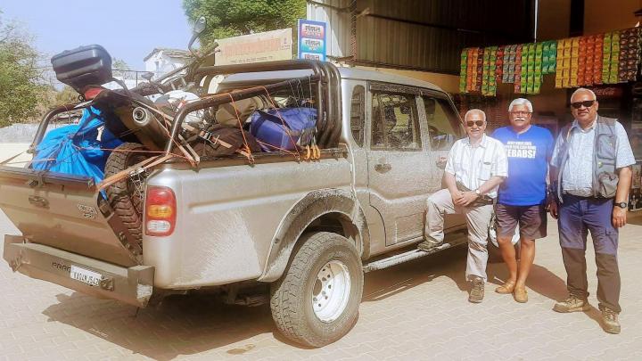 3 men over 65 years old doing Bangalore to Ladakh in a Scorpio Getaway 