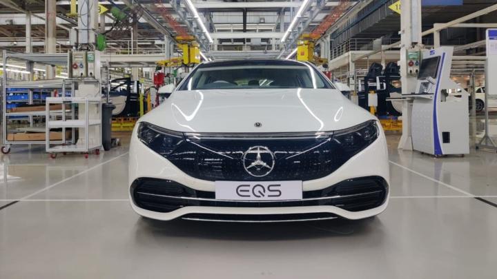 Locally-assembled Mercedes EQS 580 priced at Rs. 1.55 crore 