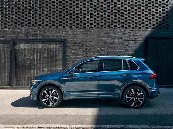 2021 Volkswagen Tiguan launched at Rs. 31.99 lakh 