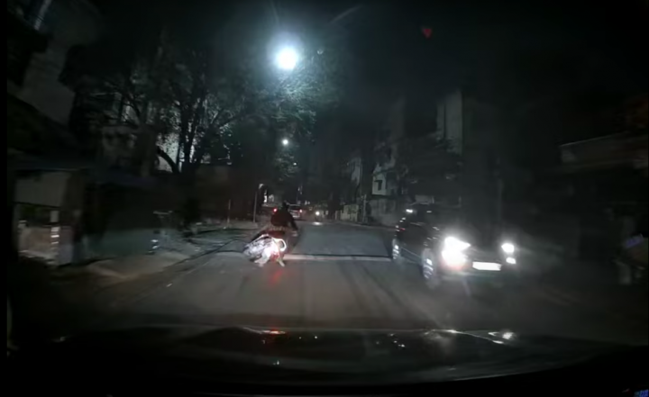 Scooter crashed & eye-witnesses blamed me: My dashcam saved the day 