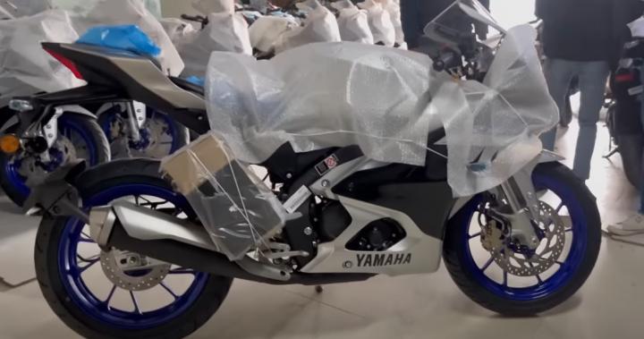 2023 Yamaha R15 leaked; gets colour TFT instrument console 
