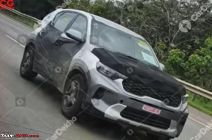 Kia Sonet front-end partially revealed in a spy shot 