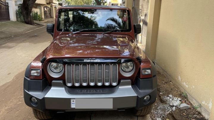 Official accessories for my Thar: Rear camera & front grille cladding 