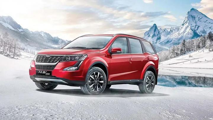 Discount of up to Rs. 2.74 lakh on the Mahindra XUV500 