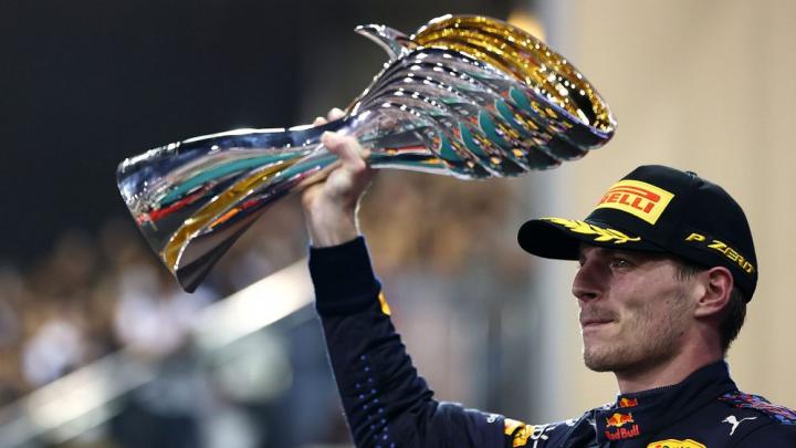 Max Verstappen wins the 2021 Formula 1 World Championship 