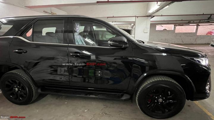 Scoop! Toyota Fortuner GR Sport spotted in India 