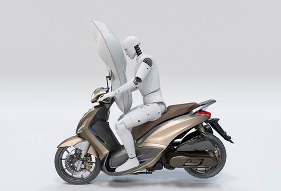 Piaggio & Autoliv developing an airbag for two-wheelers 