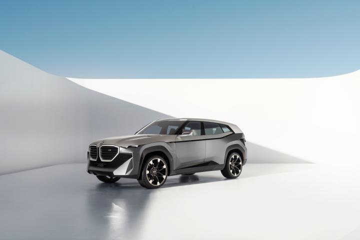 BMW XM concept SUV unveiled with 750 BHP 