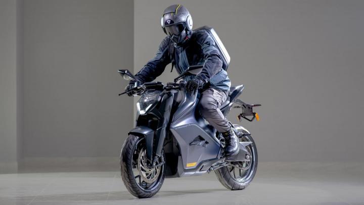Ultraviolette F77 electric motorcycle deliveries begin 