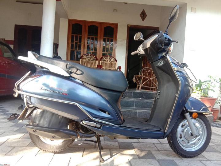 Replacing my Honda Activa 125's drive belt for just Rs 630 