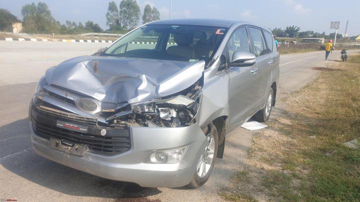 Accident: My Toyota Innova hits a cow on the highway 