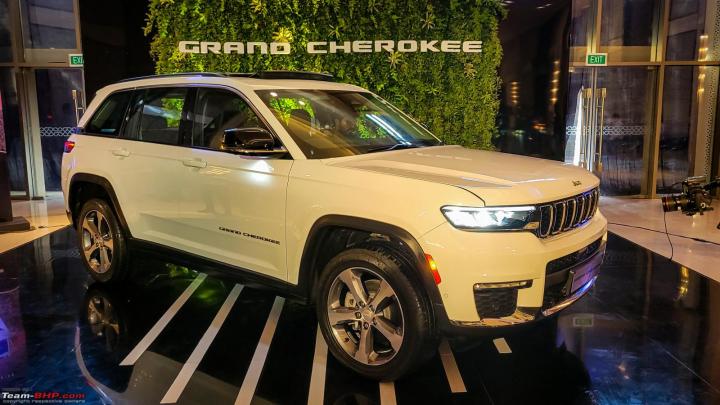 Checked out the Jeep Grand Cherokee at a dealer: Quick 1st Impressions 