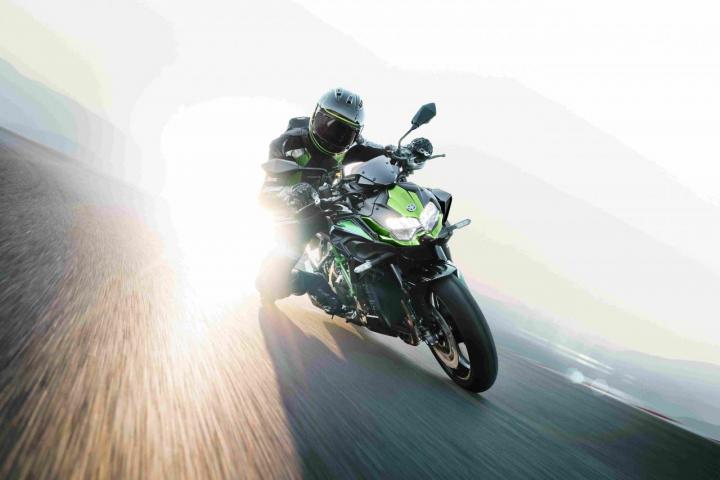 Kawasaki to unveil 3 new electric motorcycles next year 