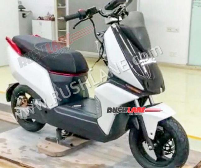 LML Star electric scooter spied 