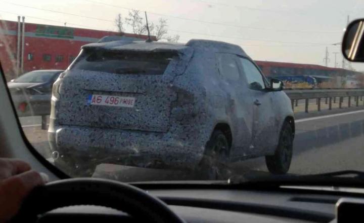 Next-gen Renault Duster spied testing for the 1st time 