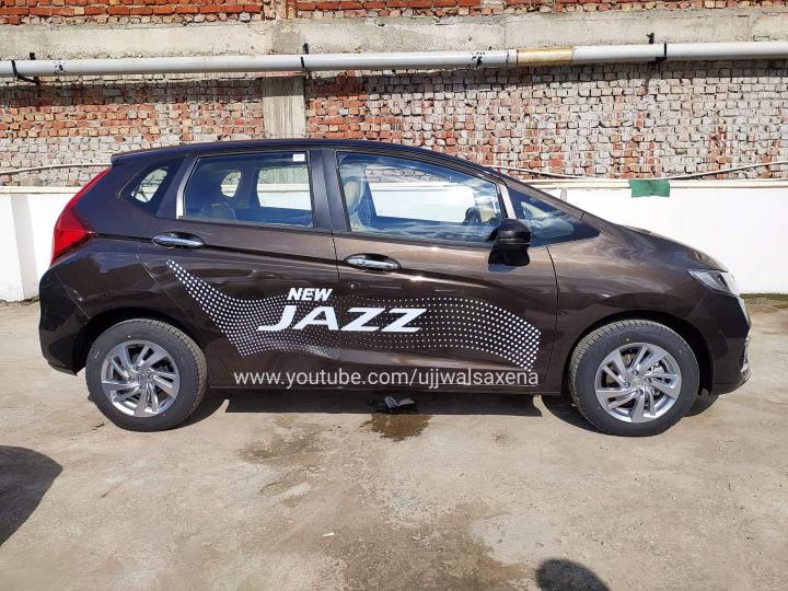 Honda Jazz facelift spotted at dealer yard 