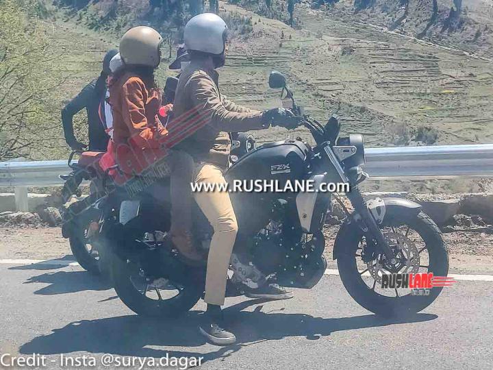 Yamaha FZ-X spied undisguised during ad shoot 