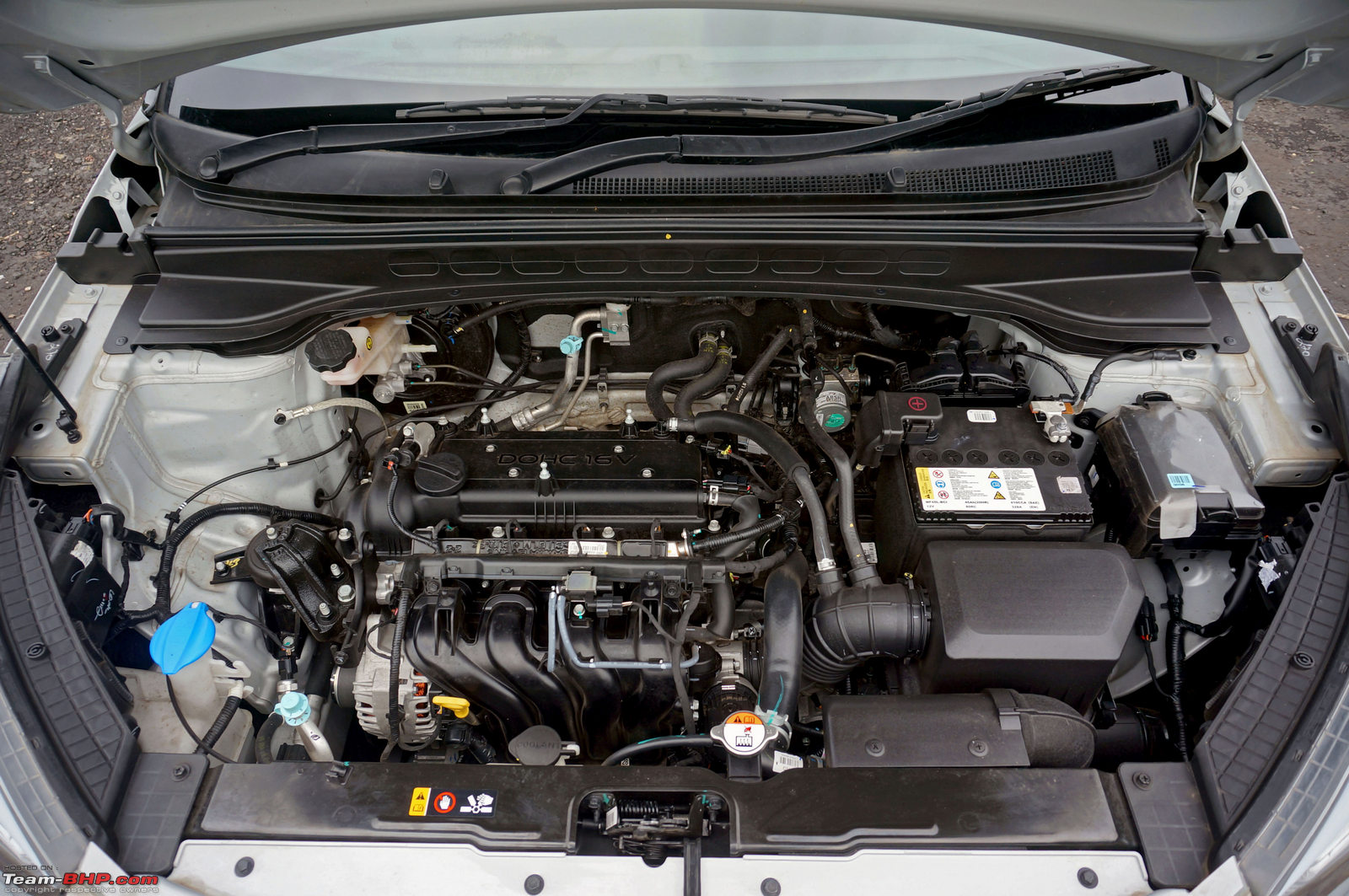Двигатель hyundai creta 1.6. Hyundai Creta 1.6 подкапотное. Двигатель Крета 1.6. Подкапотное пространство Хендай Крета1.6 2020. Подкапотное пространство Хендай Крета.