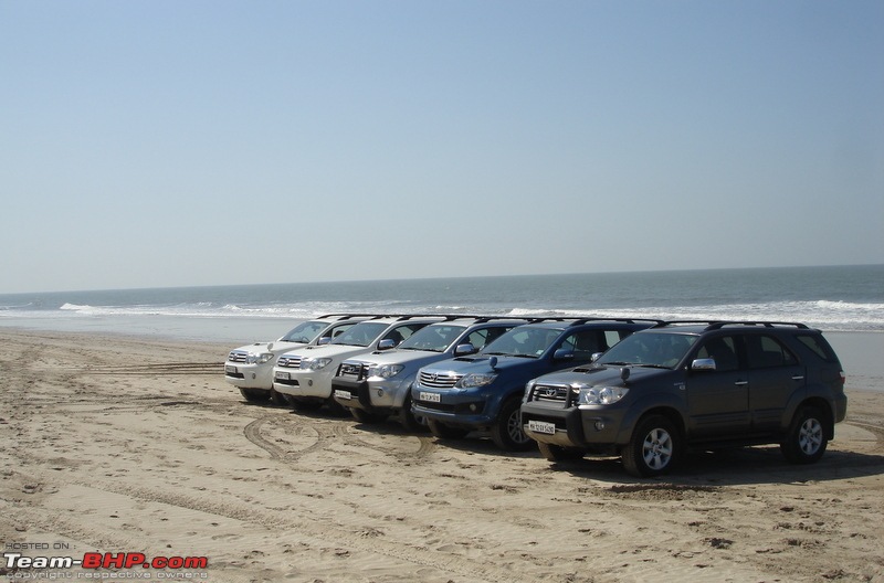 Life's a Beach...Damn, it's those Fortuners again!-dsc03446.jpg