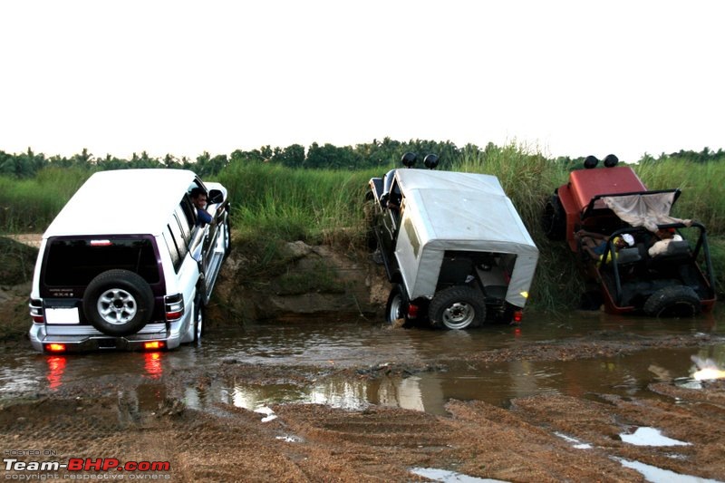 Jeep thrills in kerala-4.jpg