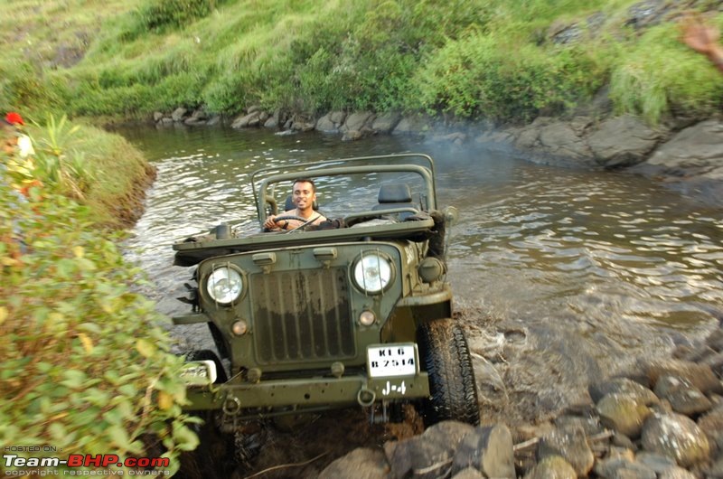 Jeep thrills in kerala-7.jpg