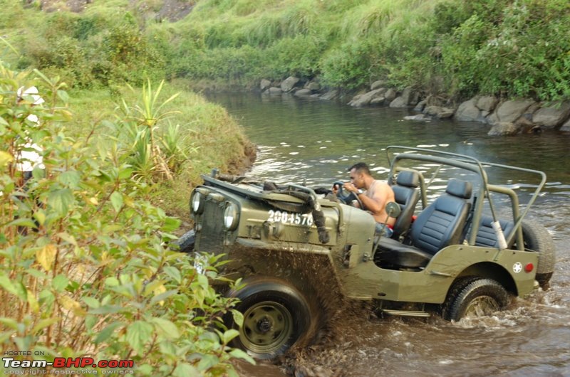 Jeep thrills in kerala-10.jpg