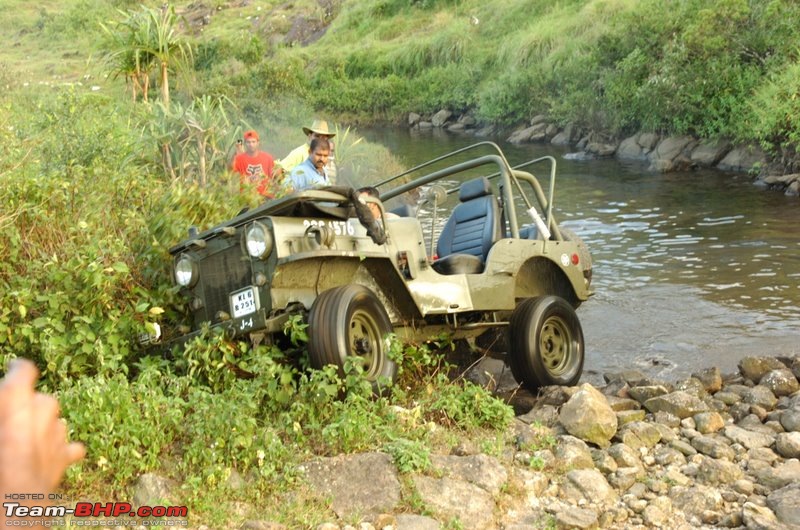 Jeep thrills in kerala-12.jpg