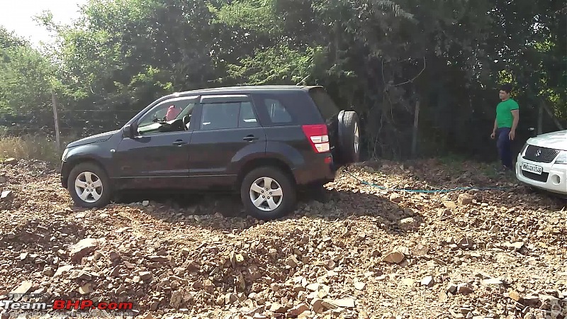 A Mercedes GL, 2 Grand Vitaras, a Sugarcane farm and a tow cable-040-after-pull-cliembed-out-reverse-finally.jpg