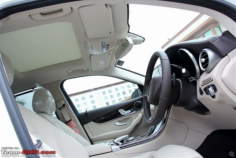 Pics: Mercedes-Benz Star Offroad Adventure-sunroof-controls.jpg