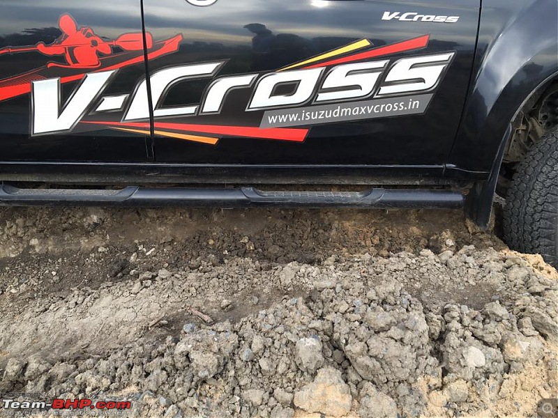 Off-roading with the Isuzu D-Max V-Cross 4x4-14095891_1118388821549558_5283950291163809720_n.jpg