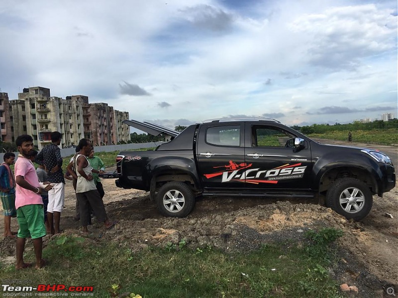 Off-roading with the Isuzu D-Max V-Cross 4x4-14102587_1118388841549556_86857099735973199_n.jpg