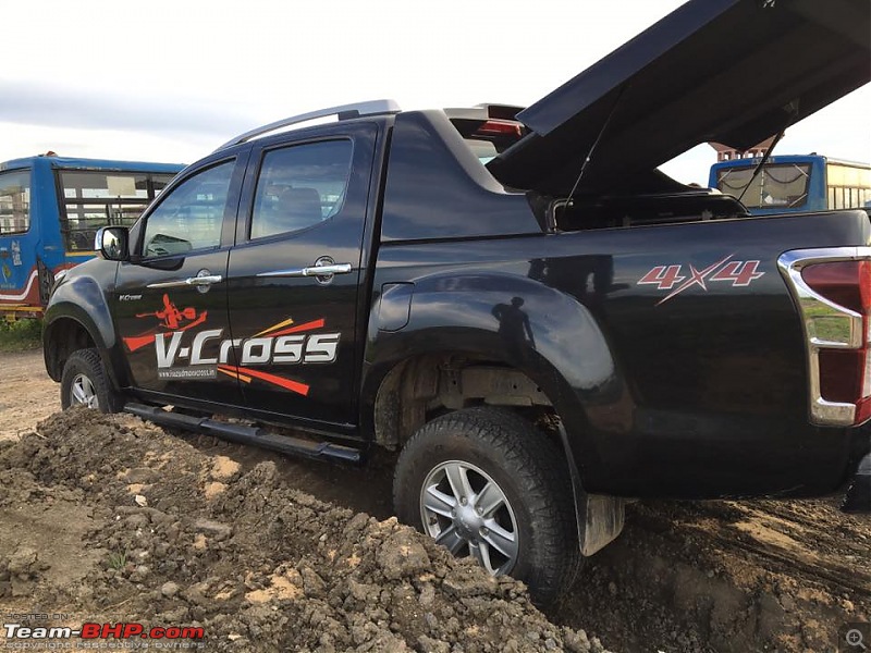 Off-roading with the Isuzu D-Max V-Cross 4x4-14192774_1118388754882898_8167645289637361617_n.jpg