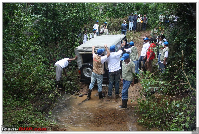 4th Escape to the Nature Offroading at SOMWARPET (Coorg)  ON 8th Aug2009.-s42.jpg