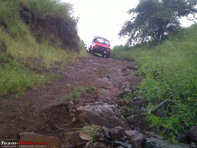 Offroading in pune-04102009159.jpg