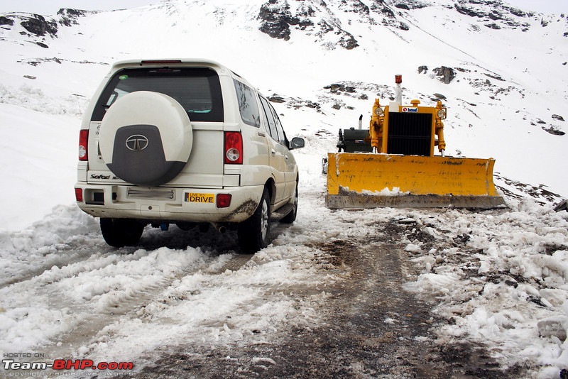 Tata Safari 4x4 The Off Road, and No road journeys-827594425_b2n3bl.jpg