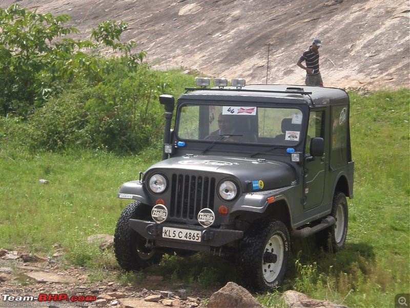 Of Jeep's, Gypsy, Landy and a L&T Komatsu - OTR/Recee (Off Kanakpura) - 11Jul2010-peted.jpg