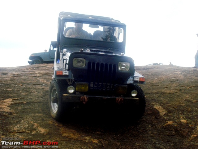 Of Jeep's, Gypsy, Landy and a L&T Komatsu - OTR/Recee (Off Kanakpura) - 11Jul2010-x8.jpg